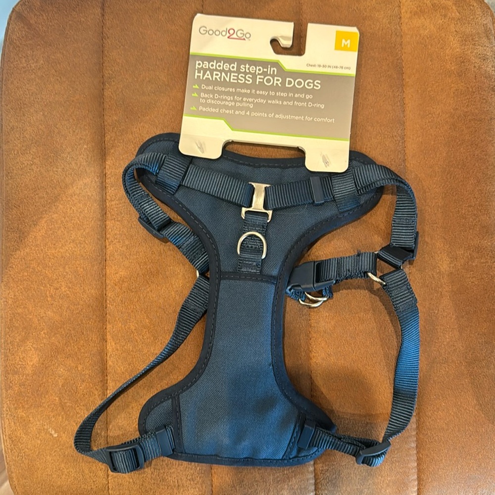 NWT BLUE medium padded step in dog harness